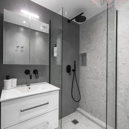 Terra Suites, Nilie Hospitality Mgmt Lejlighedshotel